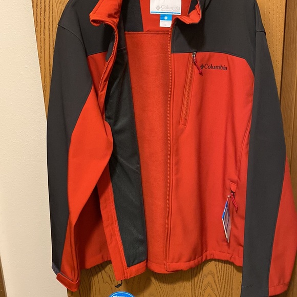 Columbia XL MEN'S RED GRAY LONG SLEEVE JACKET NWT - Picture 2 of 4